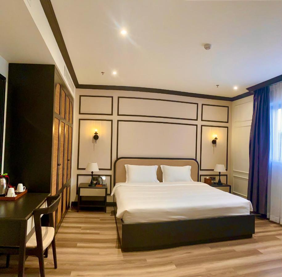 Khach San Robin Gia Nghia Hotell Eksteriør bilde