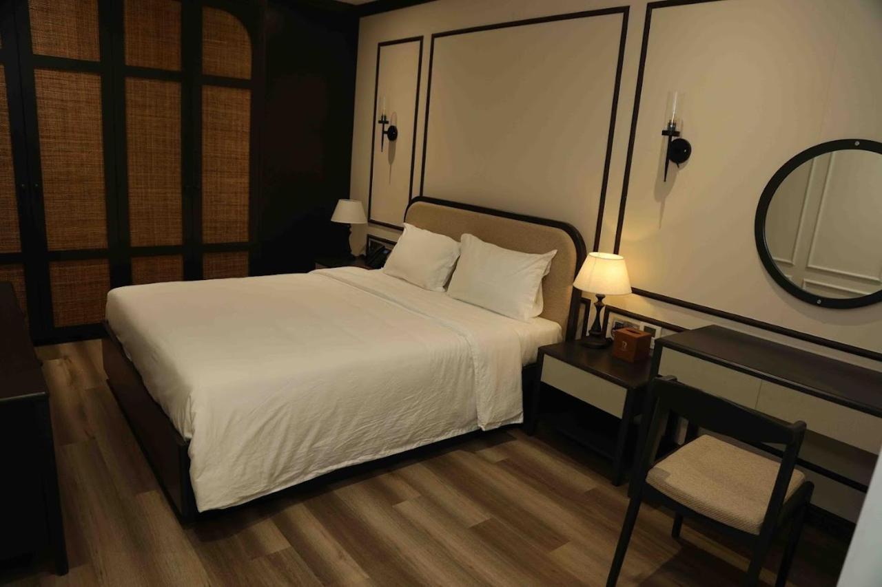 Khach San Robin Gia Nghia Hotell Eksteriør bilde