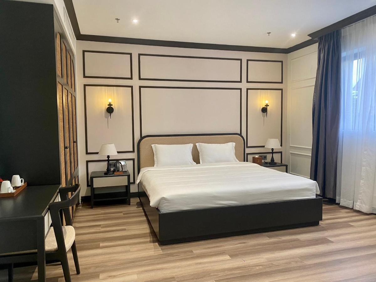 Khach San Robin Gia Nghia Hotell Eksteriør bilde