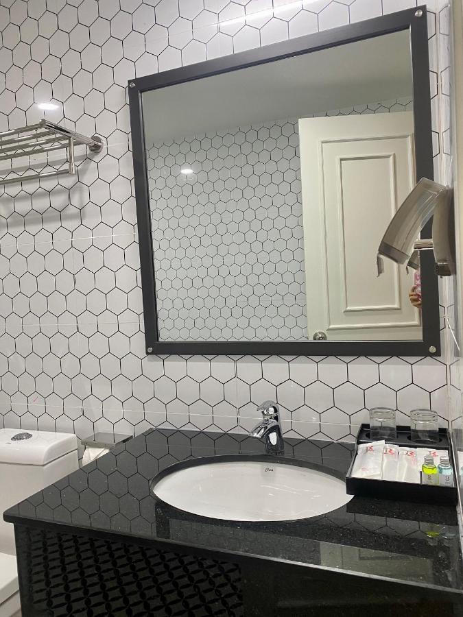 Khach San Robin Gia Nghia Hotell Eksteriør bilde