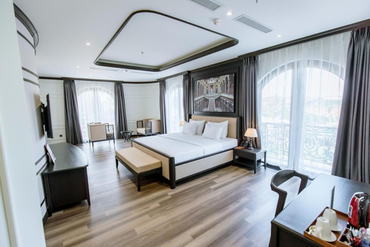 Khach San Robin Gia Nghia Hotell Eksteriør bilde